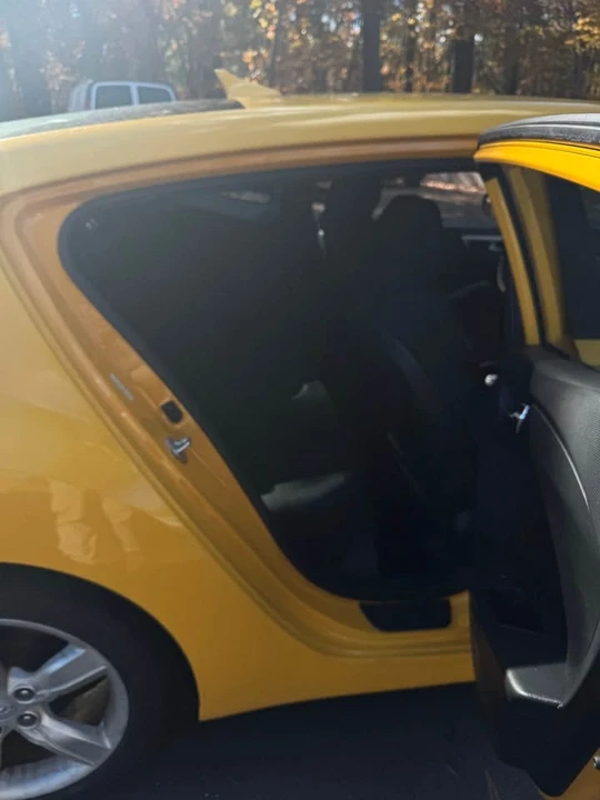 2015 Hyundai Veloster - Image 11 of 15