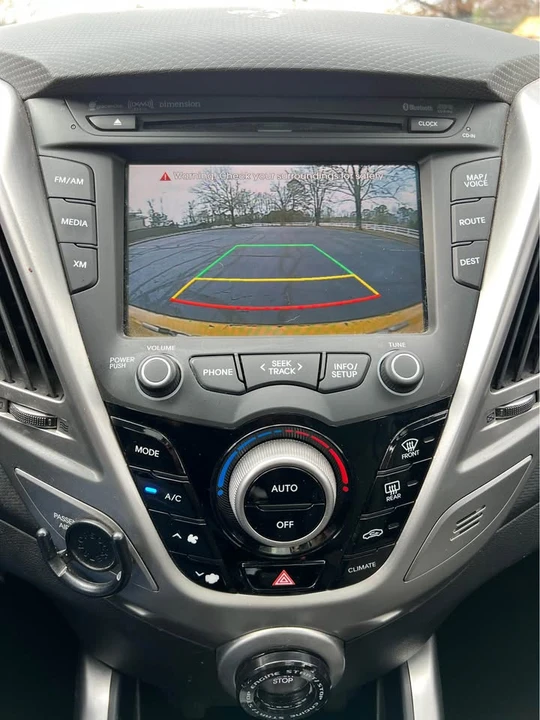 2015 Hyundai Veloster - Image 12 of 13