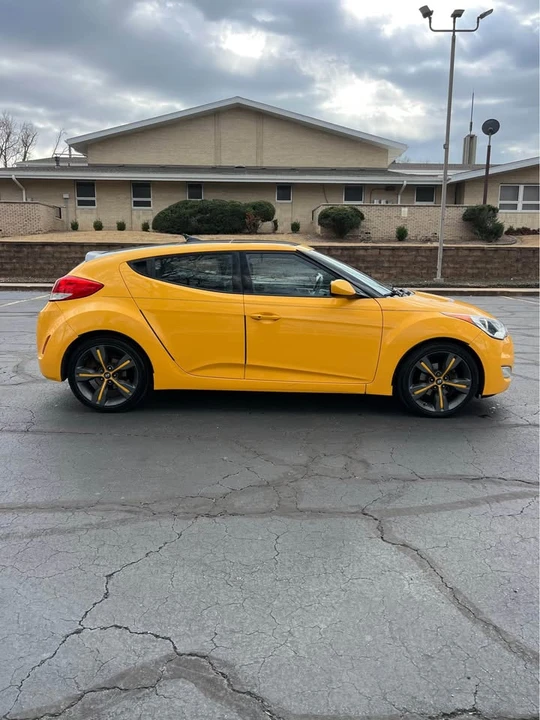 2015 Hyundai Veloster - Image 7 of 13