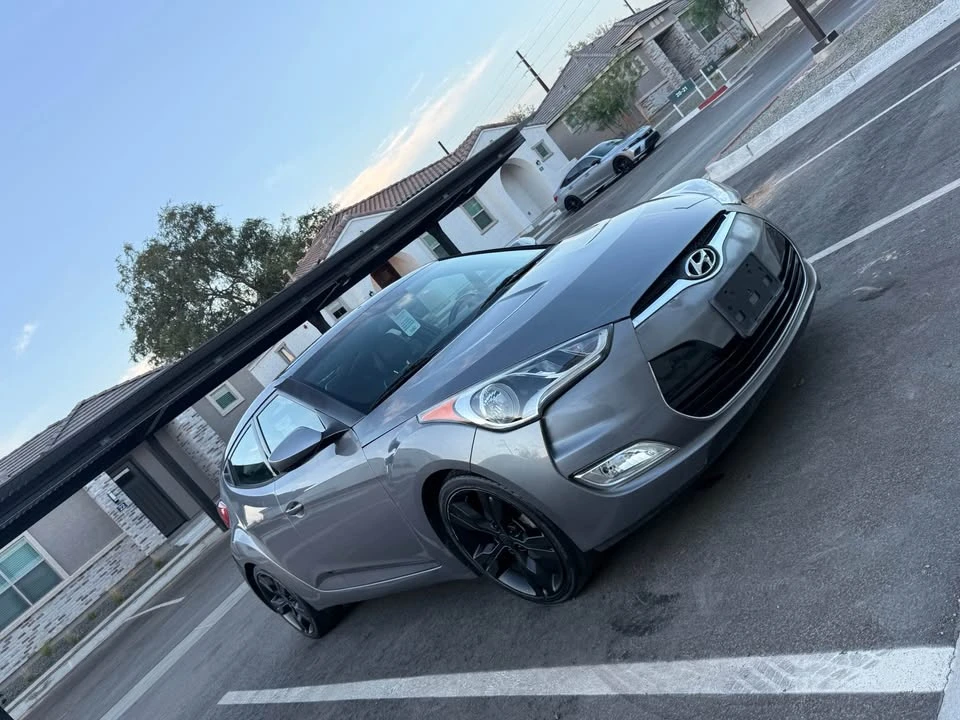 2015 Hyundai Veloster - Image 3 of 5