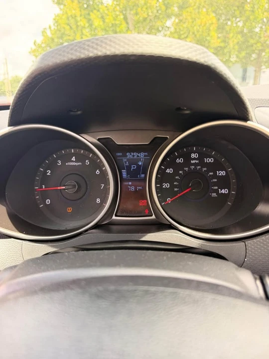 2015 Hyundai Veloster - Image 9 of 12