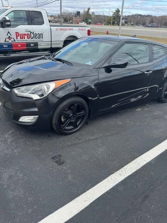 2015 Hyundai Veloster - Image 3 of 14