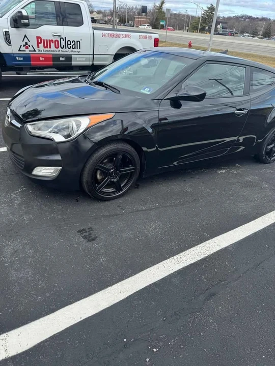 2015 Hyundai Veloster - Image 2 of 14