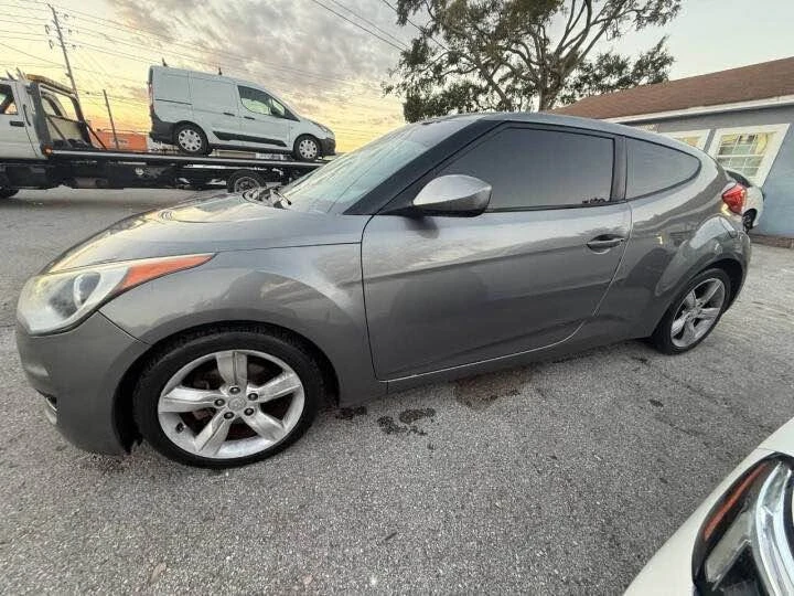 2015 Hyundai Veloster - Image 6 of 9