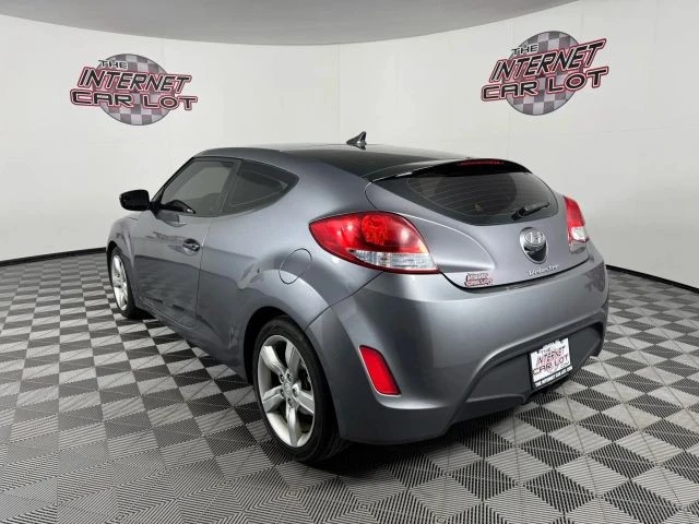 2015 Hyundai Veloster - Image 5 of 12