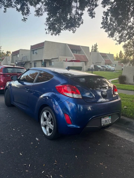 2015 Hyundai Veloster - Image 3 of 9