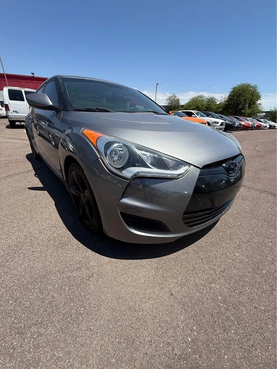 2015 Hyundai Veloster - Image 3 of 9