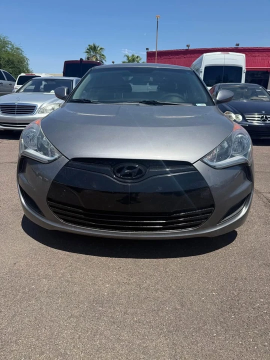 2015 Hyundai Veloster - Image 4 of 9