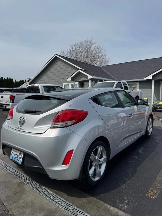 2015 Hyundai Veloster - Image 3 of 6