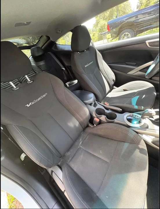 2015 Hyundai Veloster - Image 6 of 7
