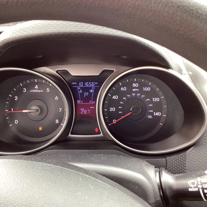 2015 Hyundai Veloster - Image 5 of 15