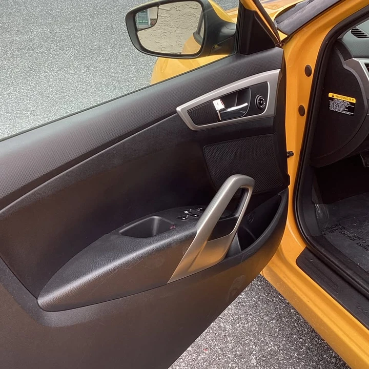 2015 Hyundai Veloster - Image 13 of 15