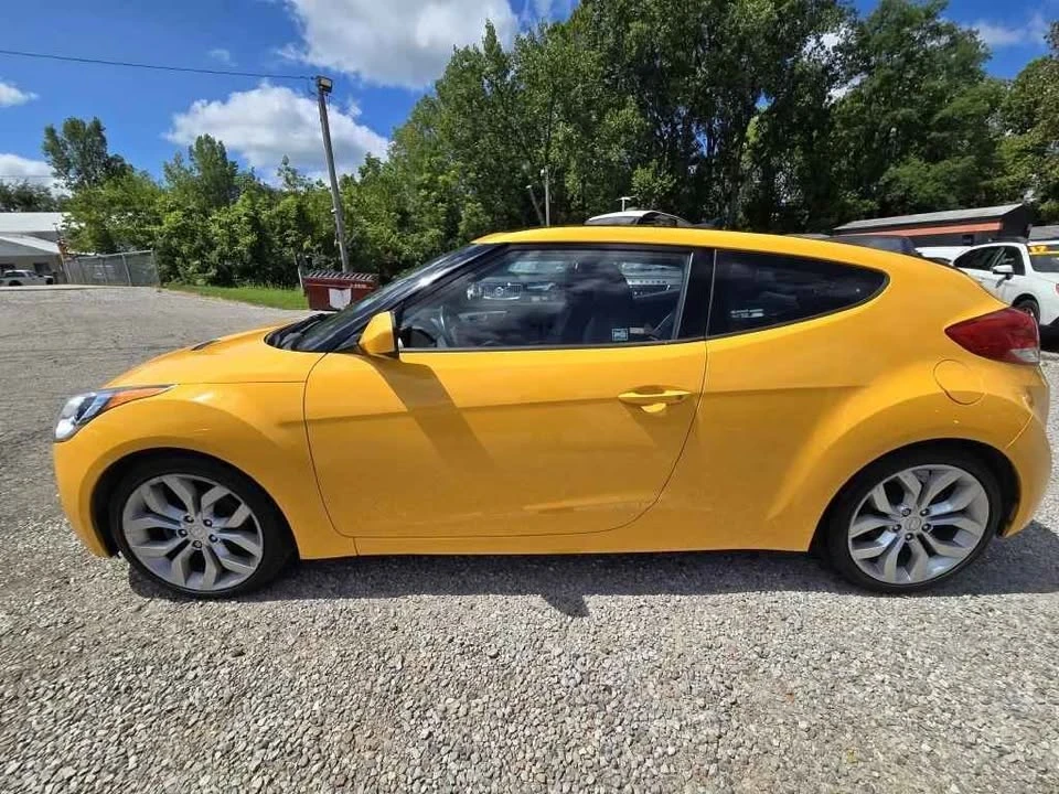 2015 Hyundai Veloster - Image 4 of 20