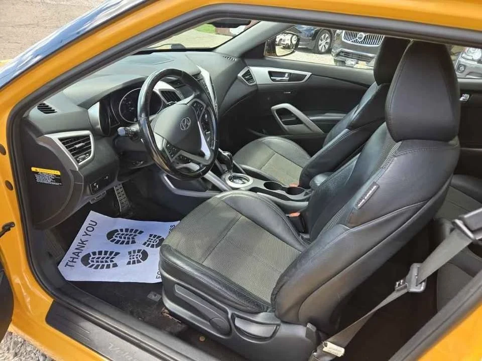 2015 Hyundai Veloster - Image 8 of 20