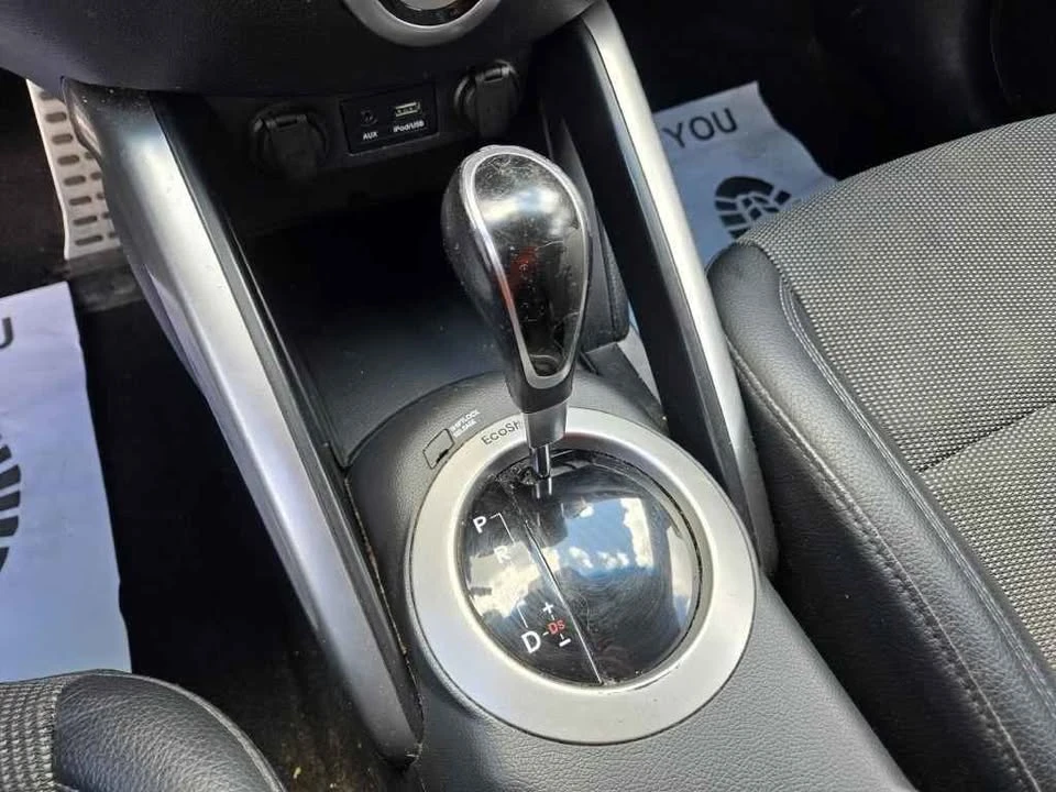 2015 Hyundai Veloster - Image 17 of 20