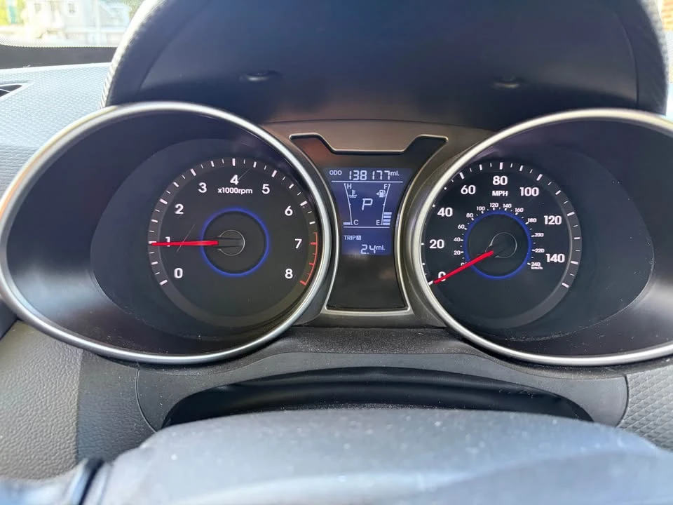 2015 Hyundai Veloster - Image 9 of 10