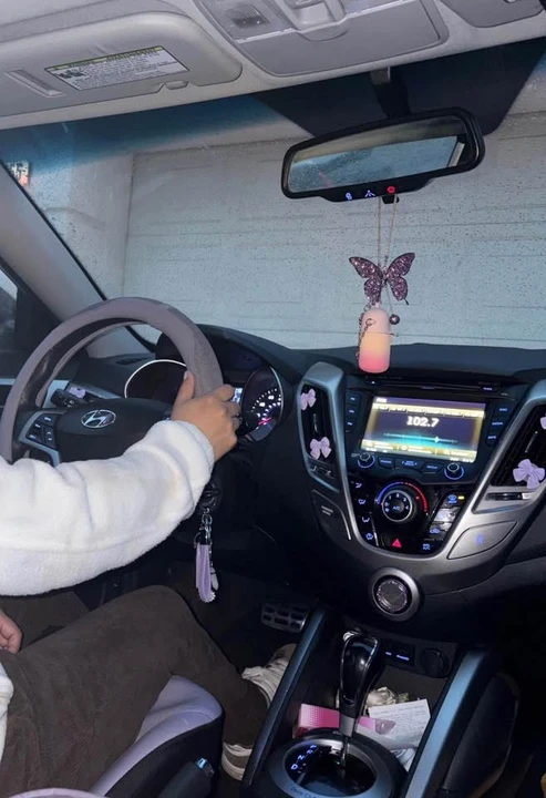 2015 Hyundai Veloster - Image 3 of 3