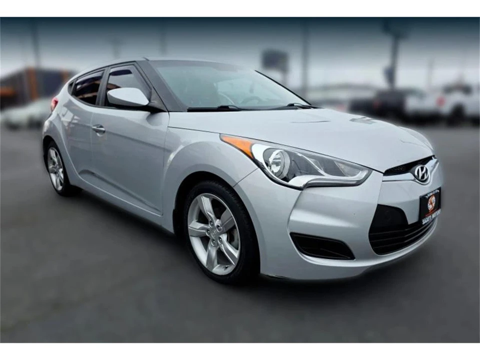 2015 Hyundai Veloster - Image 7 of 19