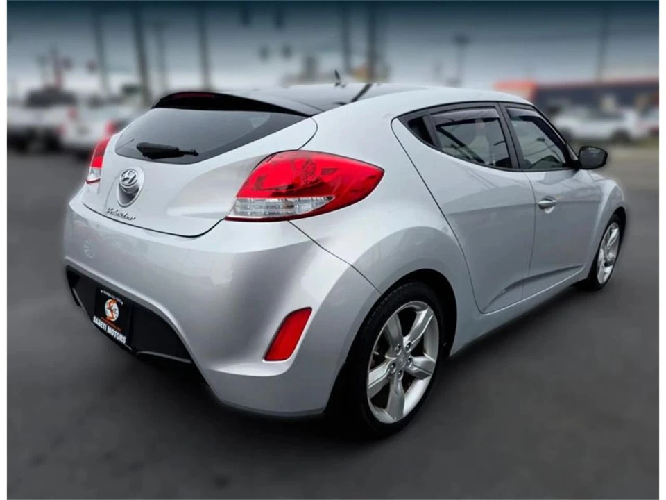 2015 Hyundai Veloster - Image 5 of 19