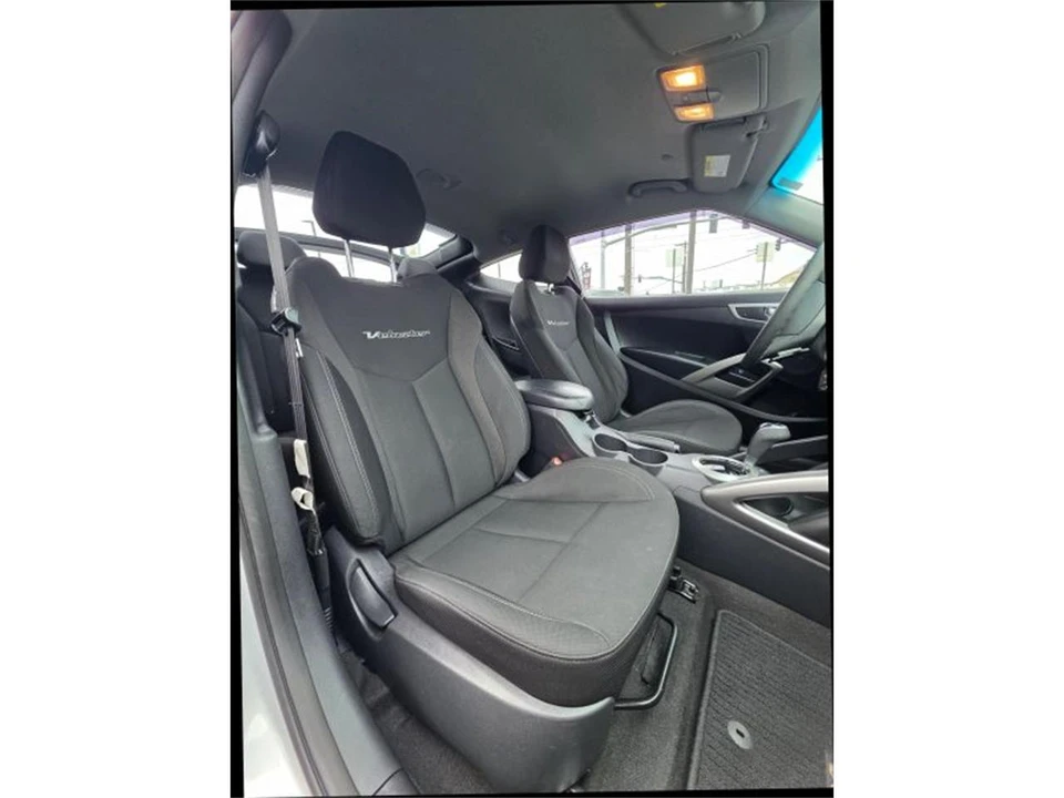 2015 Hyundai Veloster - Image 13 of 19
