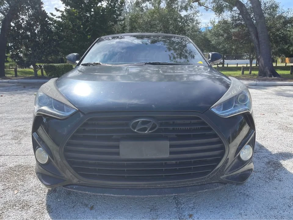 2015 Hyundai Veloster - Image 5 of 10