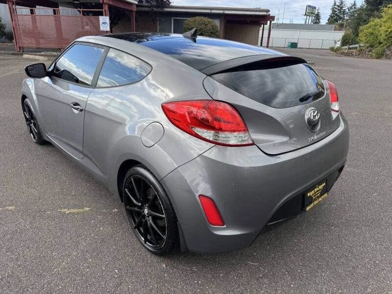 2015 Hyundai Veloster - Image 4 of 19