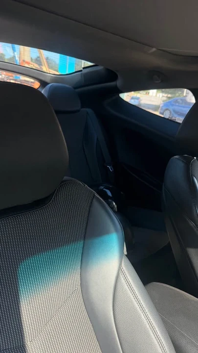 2015 Hyundai Veloster - Image 6 of 14