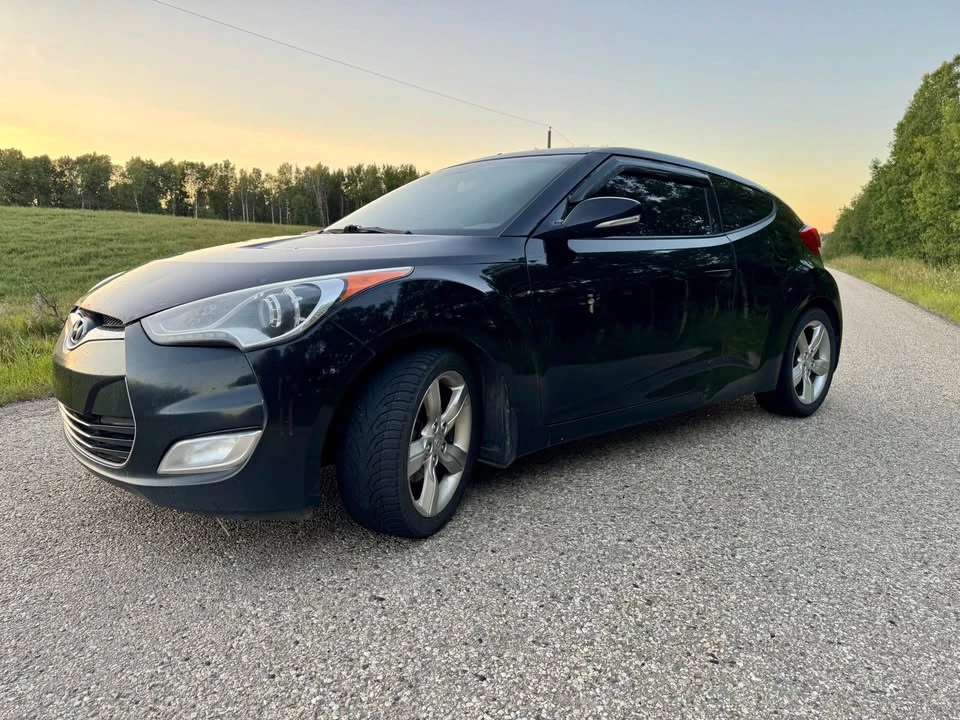 2015 Hyundai Veloster - Image 3 of 7