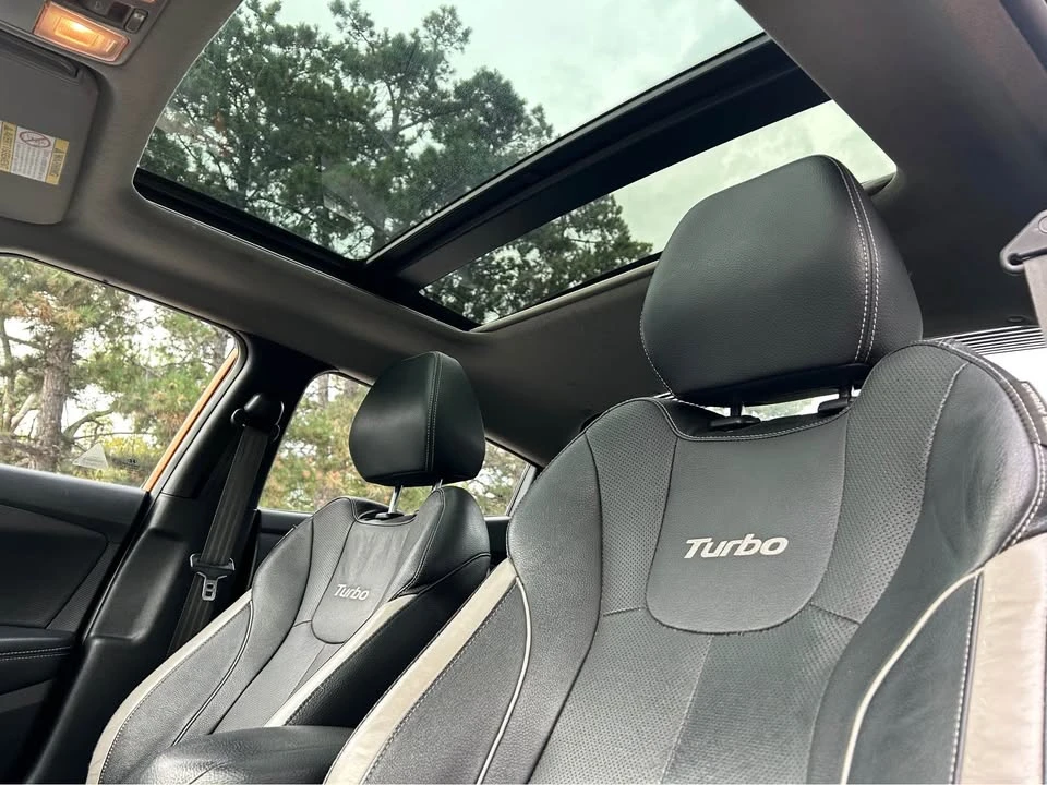 2015 Hyundai Veloster - Image 5 of 13