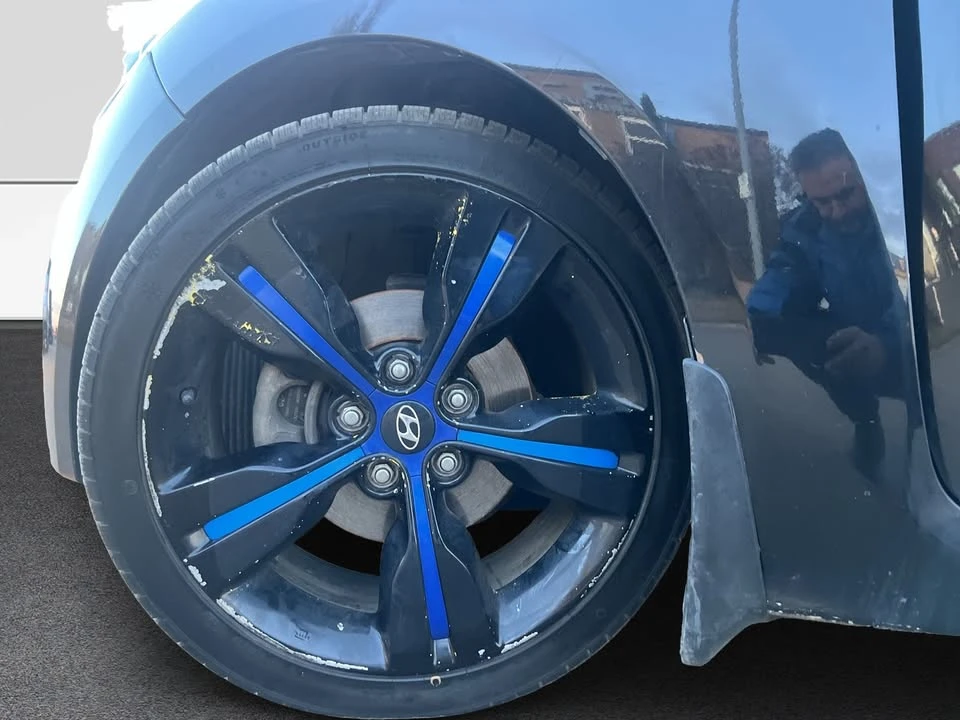 2015 Hyundai Veloster - Image 8 of 19