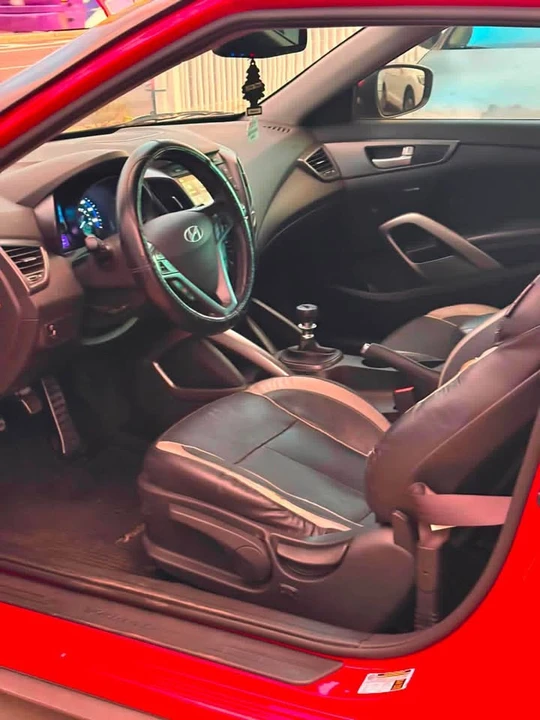 2015 Hyundai Veloster - Image 5 of 7
