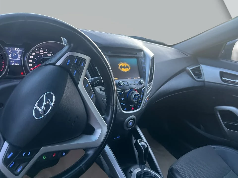 2015 Hyundai Veloster - Image 12 of 19