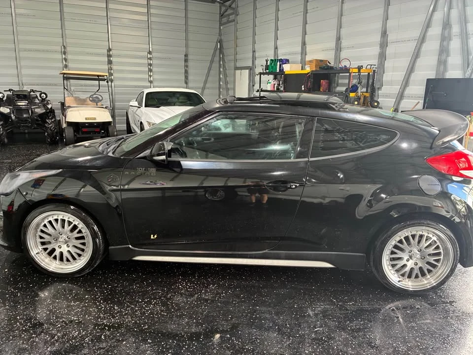 2015 Hyundai Veloster - Image 2 of 7