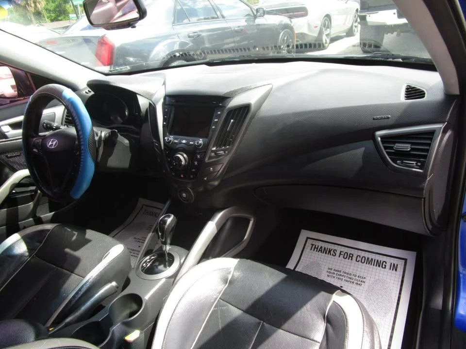 2015 Hyundai Veloster - Image 12 of 20