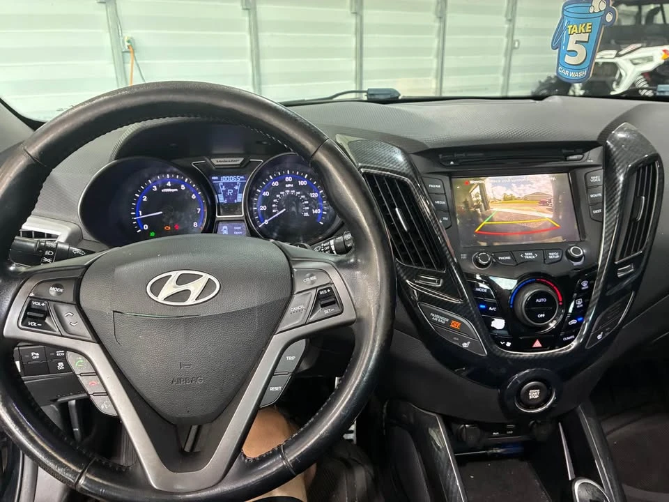 2015 Hyundai Veloster - Image 7 of 7