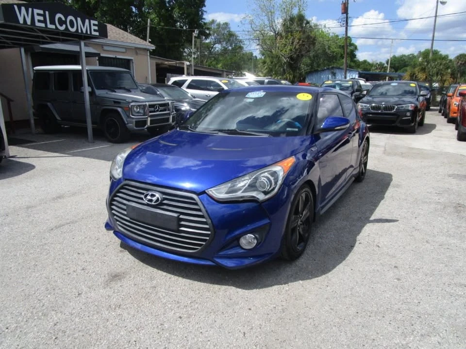 2015 Hyundai Veloster - Image 2 of 20