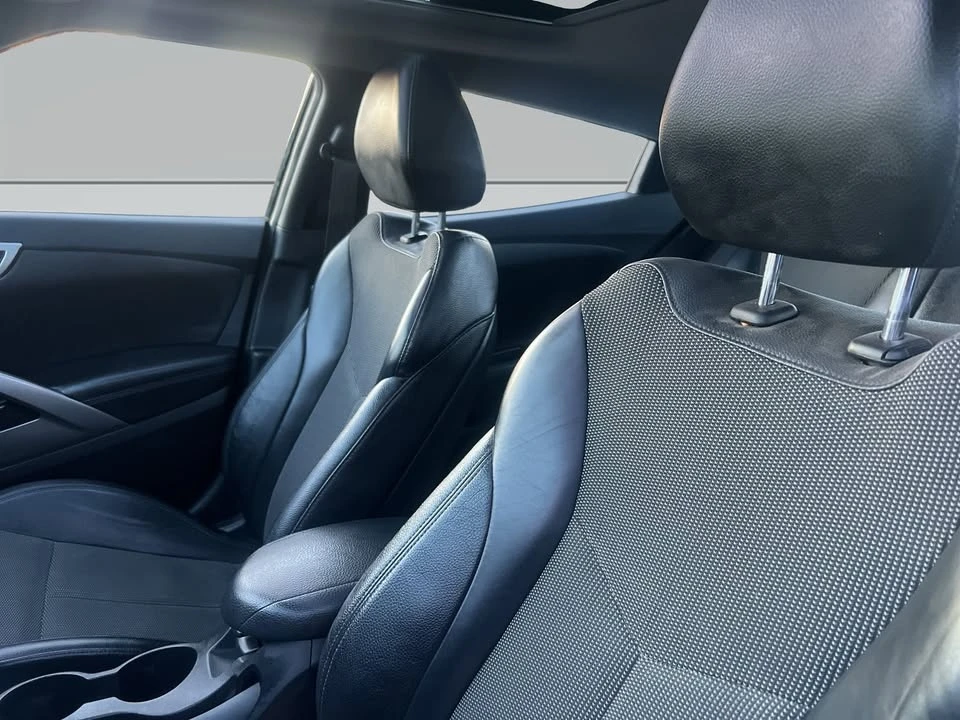 2015 Hyundai Veloster - Image 11 of 19