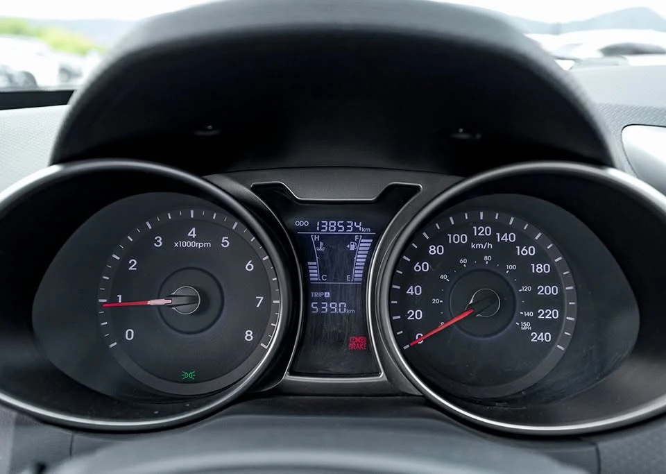 2015 Hyundai Veloster - Image 6 of 8