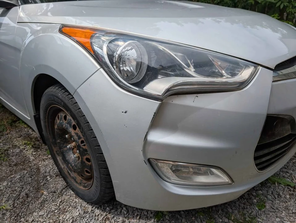 2015 Hyundai Veloster - Image 6 of 8