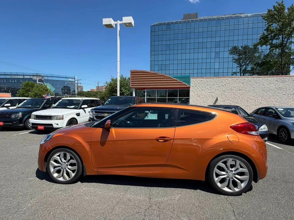 2015 Hyundai Veloster - Image 4 of 13