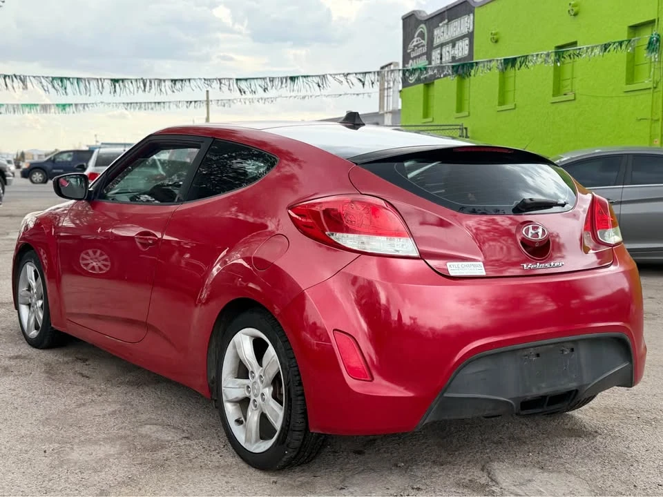 2015 Hyundai Veloster - Image 3 of 4