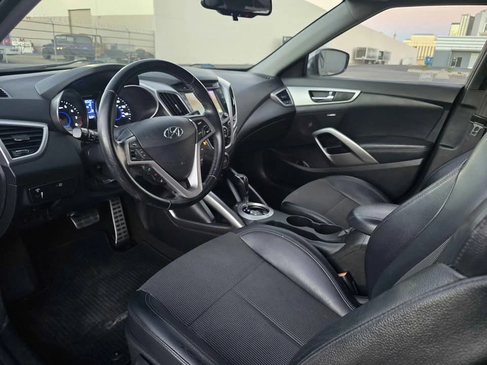 2015 Hyundai Veloster - Image 15 of 20