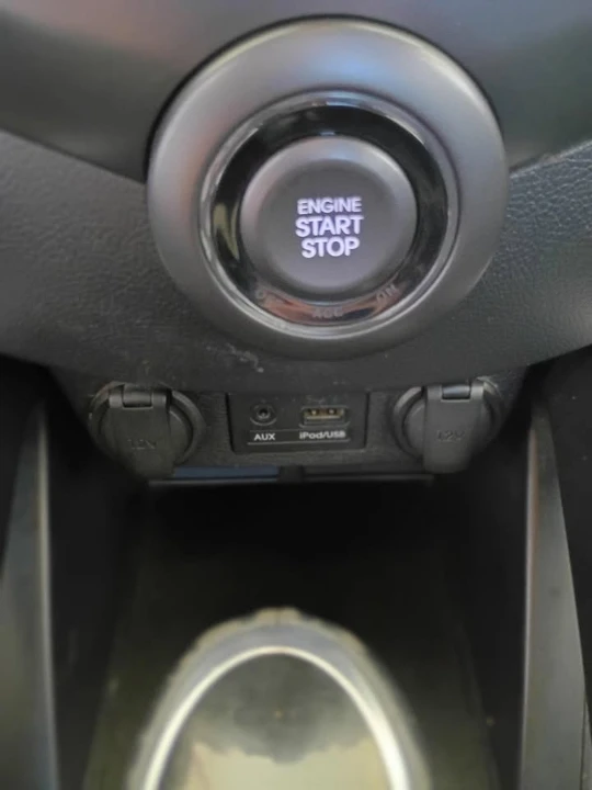 2015 Hyundai Veloster - Image 14 of 19
