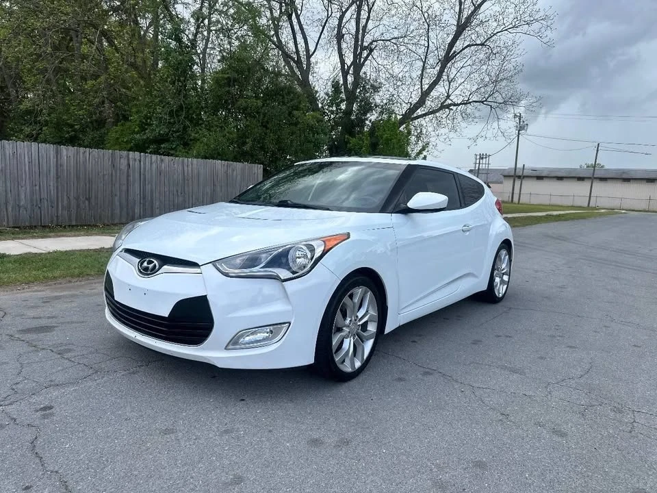 2015 Hyundai Veloster - Image 3 of 15