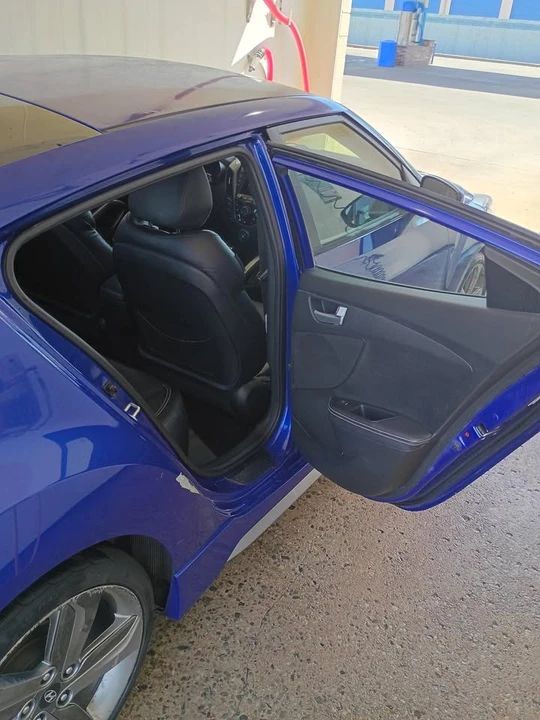 2015 Hyundai Veloster - Image 8 of 19