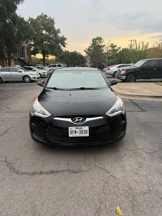 2015 Hyundai Veloster - Image 3 of 8