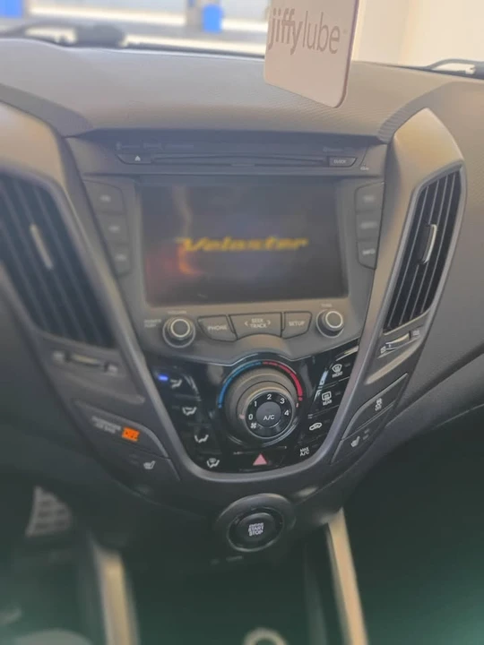 2015 Hyundai Veloster - Image 12 of 19