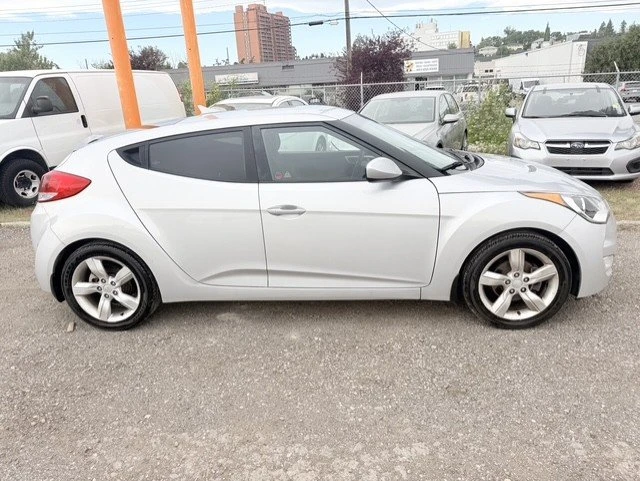 2015 Hyundai Veloster - Image 4 of 14