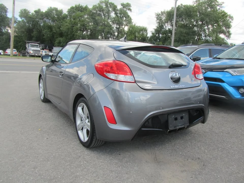 2015 Hyundai Veloster - Image 3 of 19