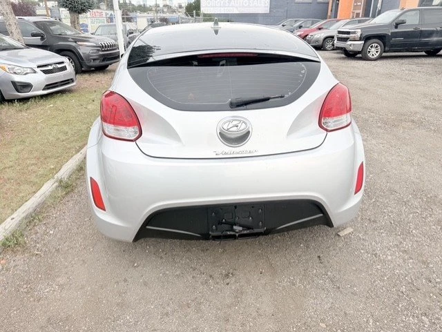 2015 Hyundai Veloster - Image 6 of 14